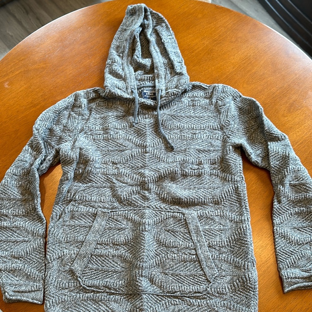 Abercrombie and Fitch. Perfect condition men’s knit hoodie, size Medium.